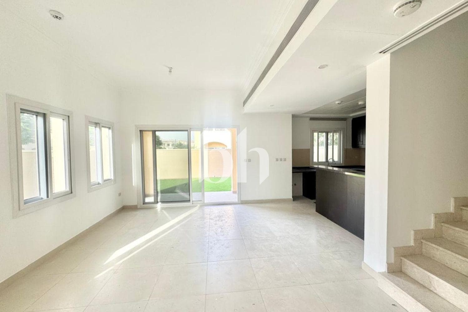 3 Bedroom Villa in Casa Dora - photo 2