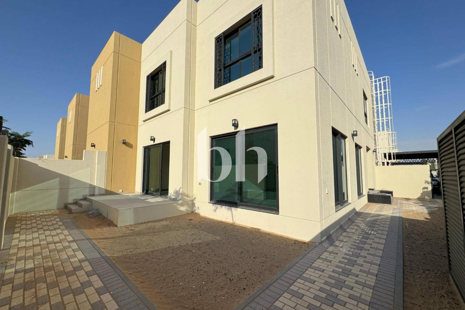 3 Bedroom Townhouse in Sharjah Sustainable City - photo 2