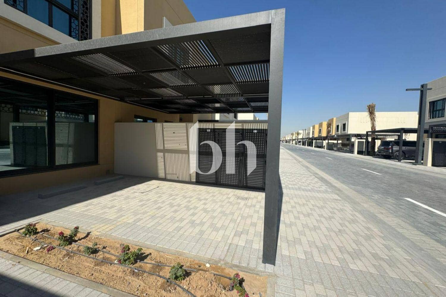 4 Bedroom Townhouse in Sharjah Sustainable City - photo 2