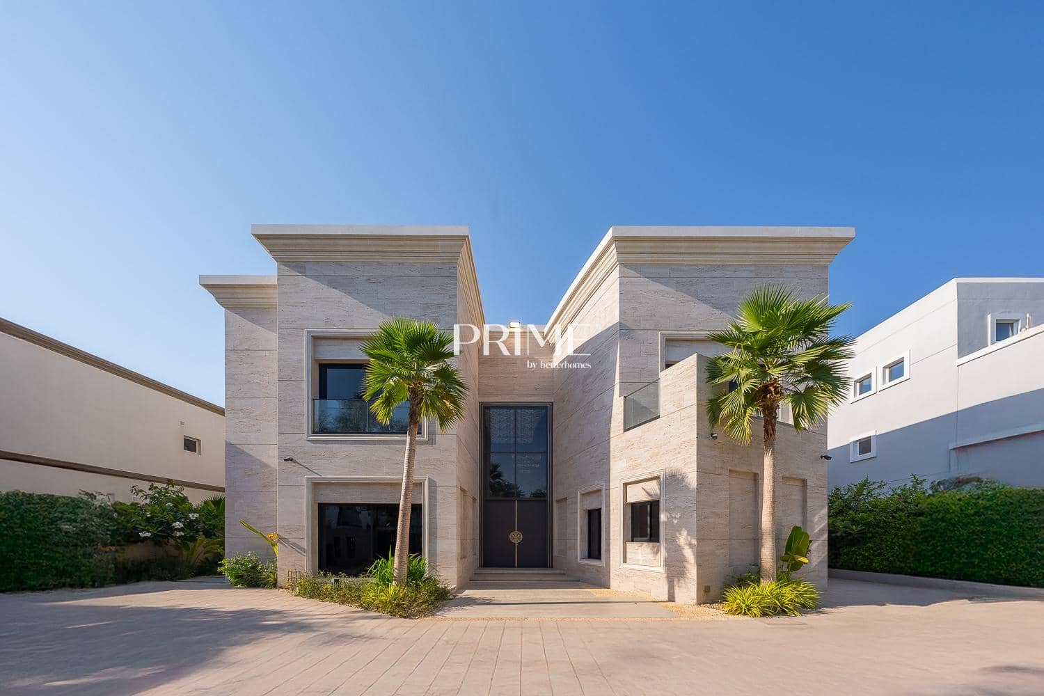 7 Bedroom Villa in Sector P