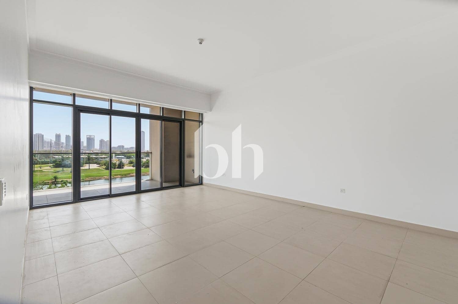3 Bedroom Apartment in Vida Residence 1 - photo 1