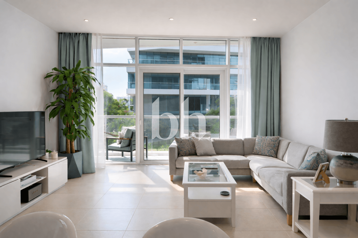 2 Bedrooms Apartment in Al Naseem Residences A - photo 1