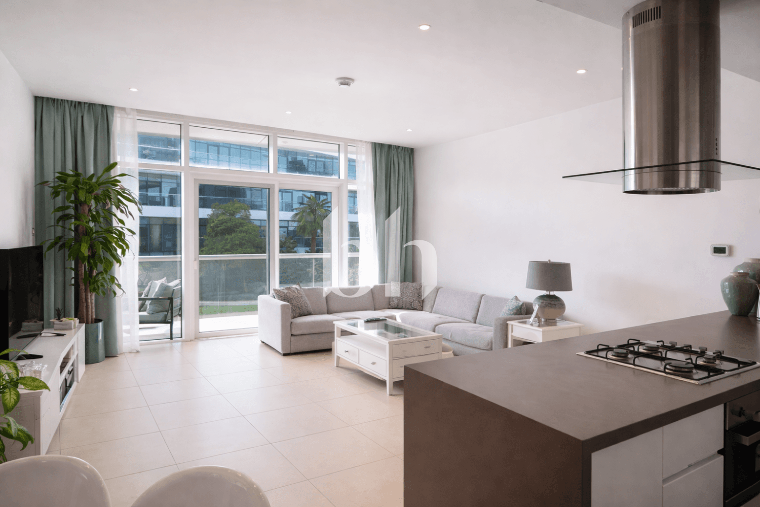 2 Bedrooms Apartment in Al Naseem Residences A - photo 2