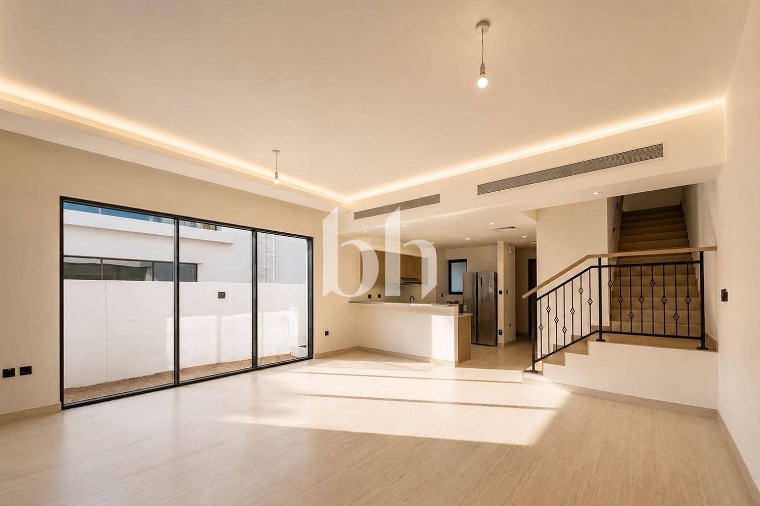 5 Bedroom Villa in Santorini 1 - photo 1