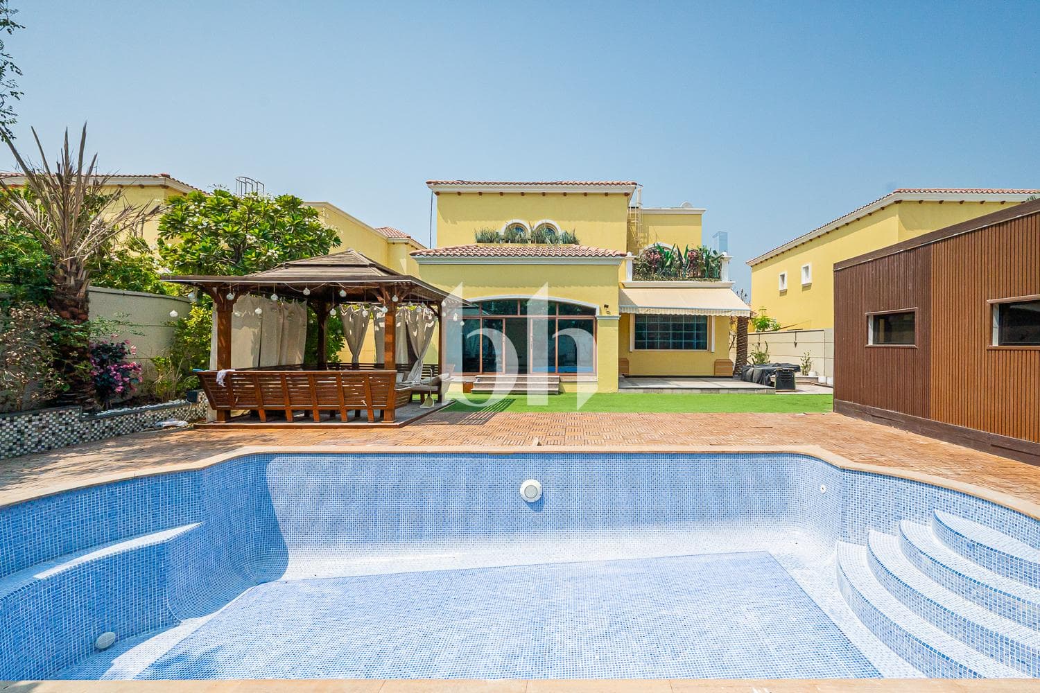 4 Bedroom Villa in Legacy Large