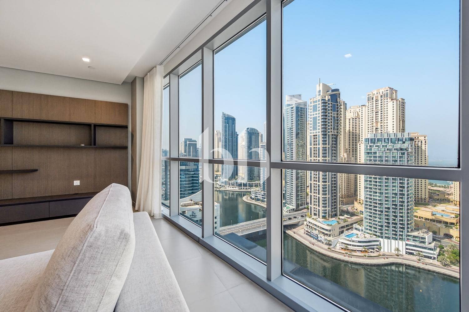 1 Bedroom Apartment in LIV Waterside - photo 2
