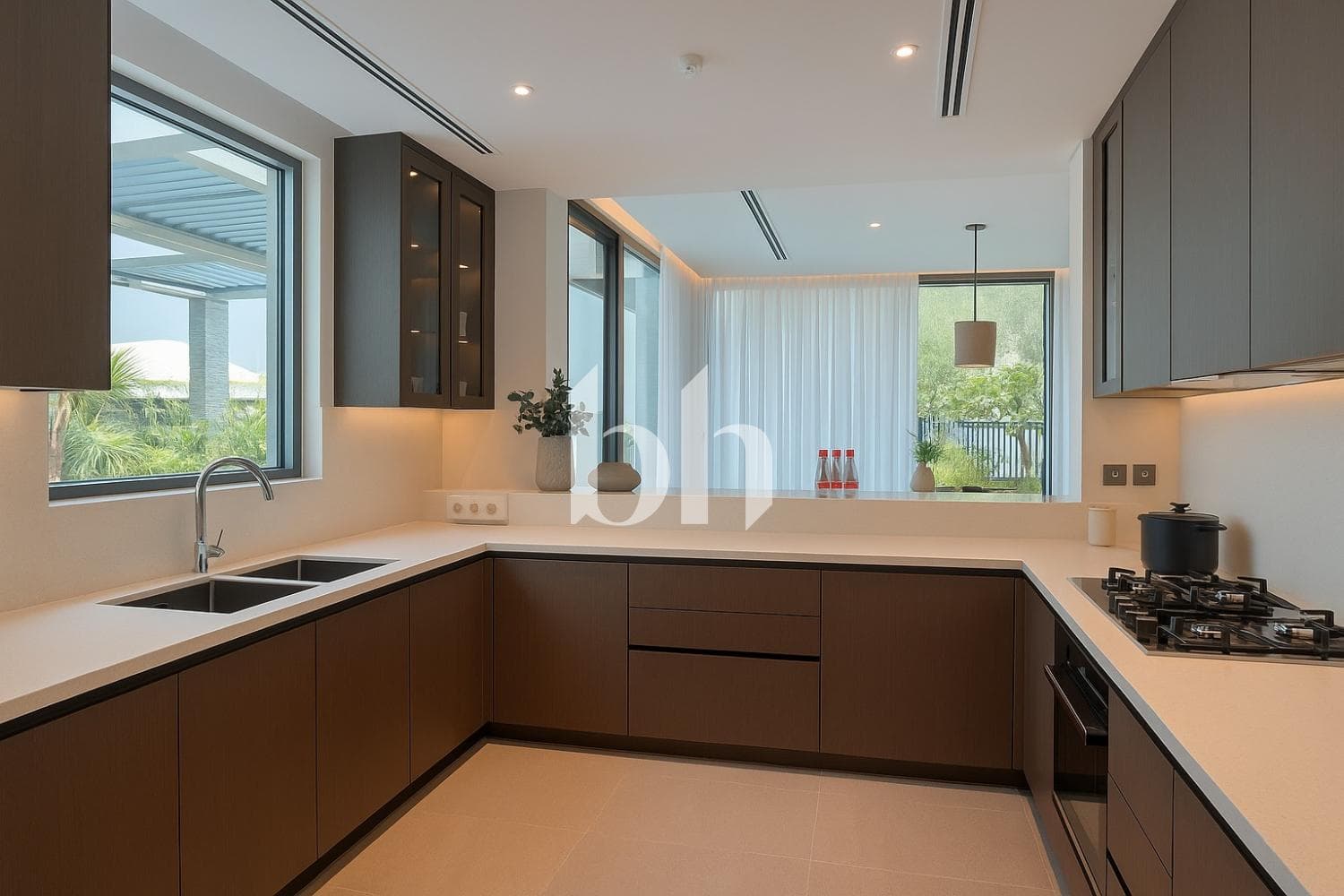 4 Bedrooms Townhouse in Alaya Gardens - photo 2