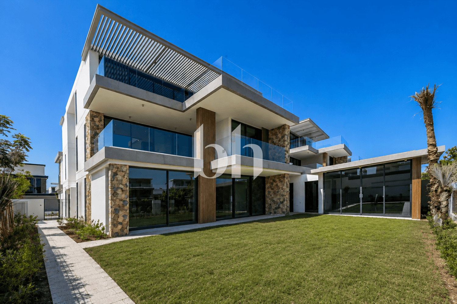 5 Bedroom Townhouse in Alaya Gardens