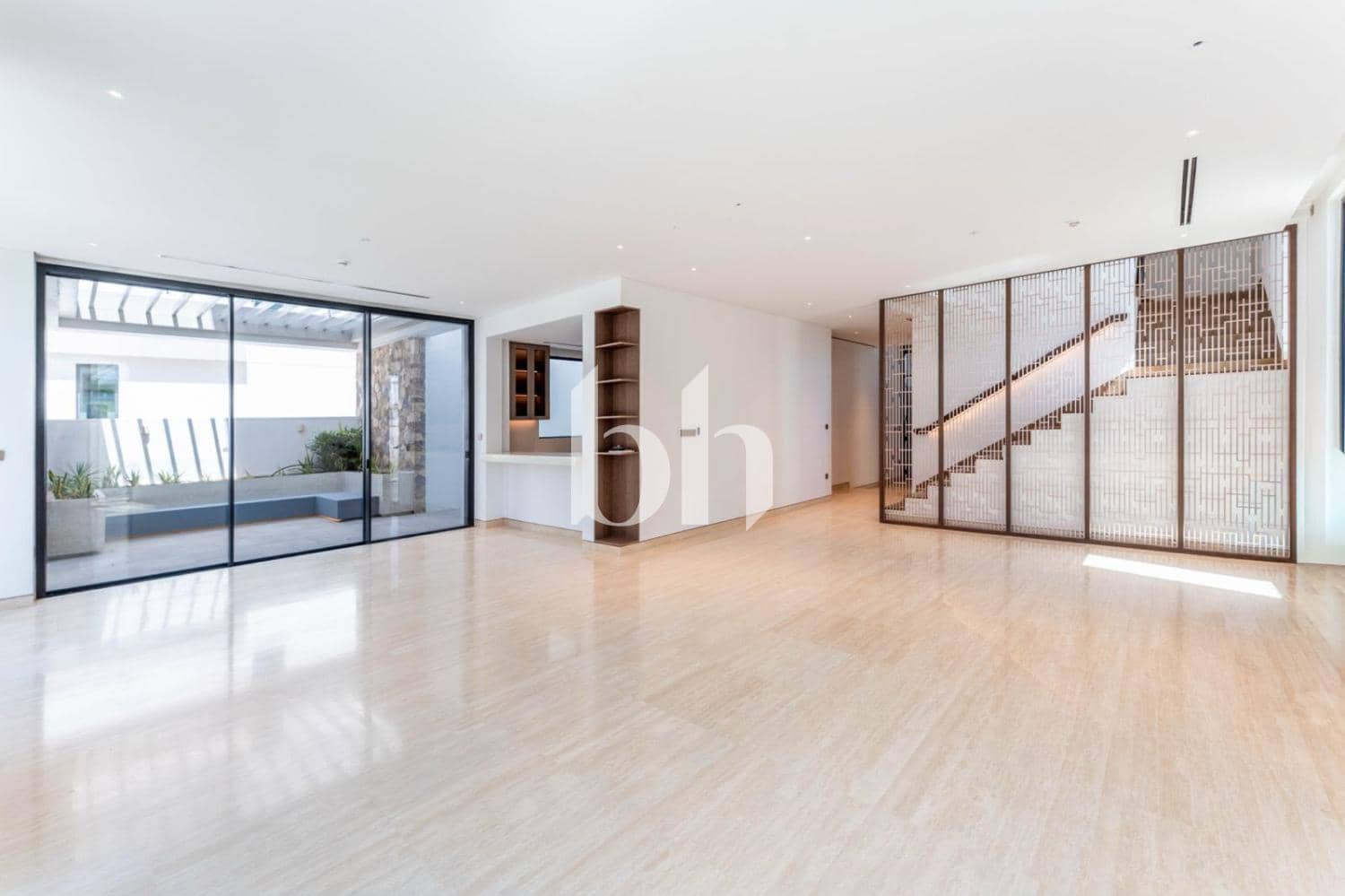 5 Bedroom Townhouse in Alaya Gardens - photo 2