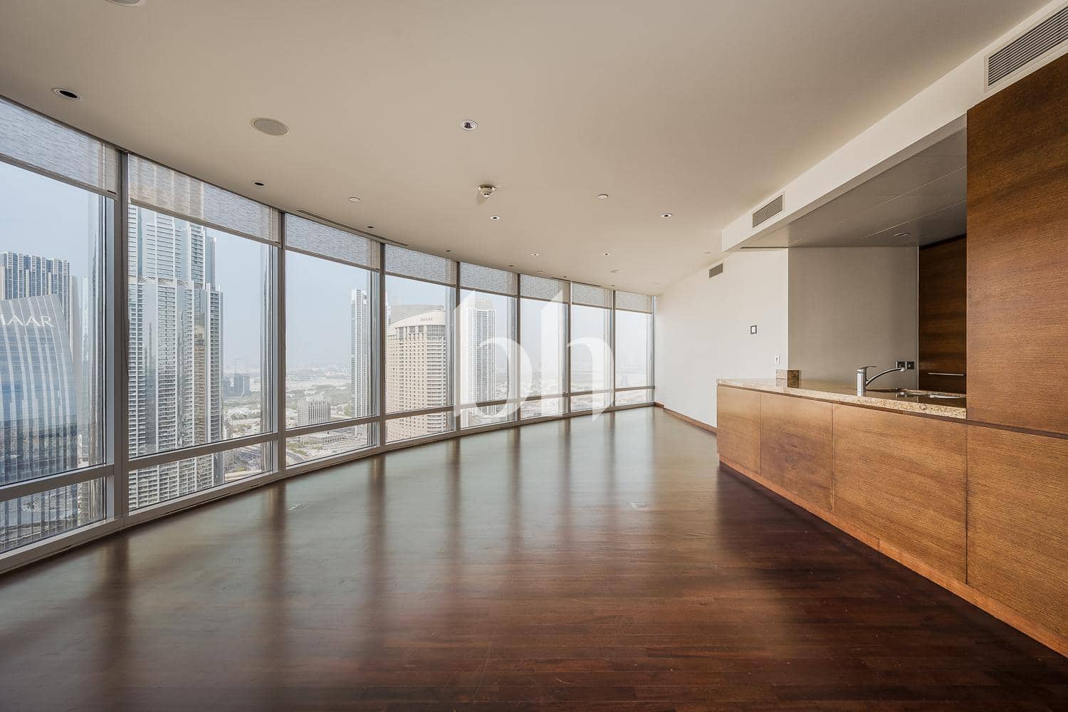 3 Bedroom Apartment in Burj Khalifa Zone 2B - photo 1