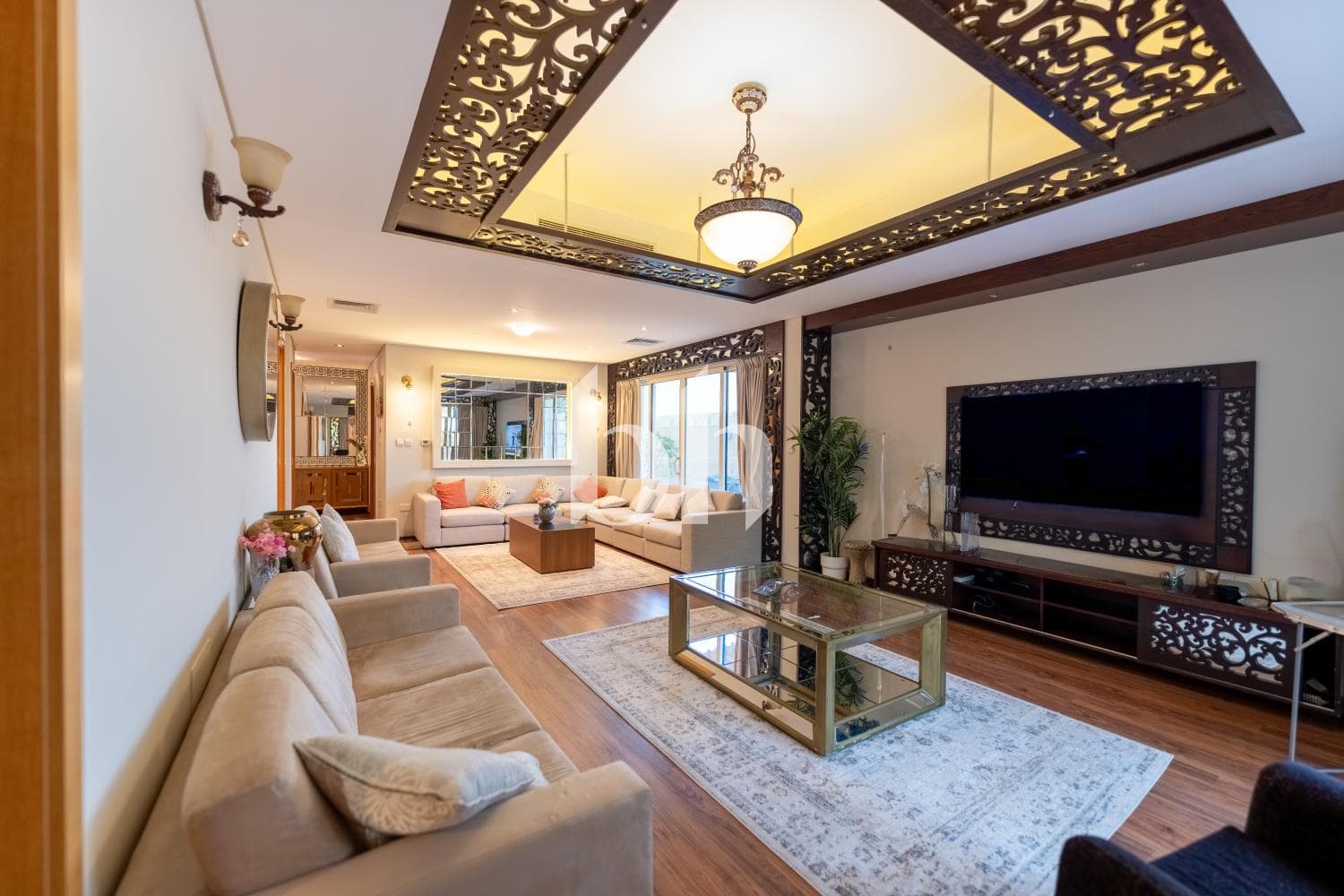 5 Bedroom Villa in Al Ward - photo 1