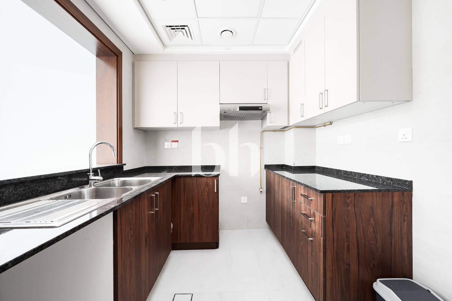 2 Bedroom Apartment in Future Tower - photo 2