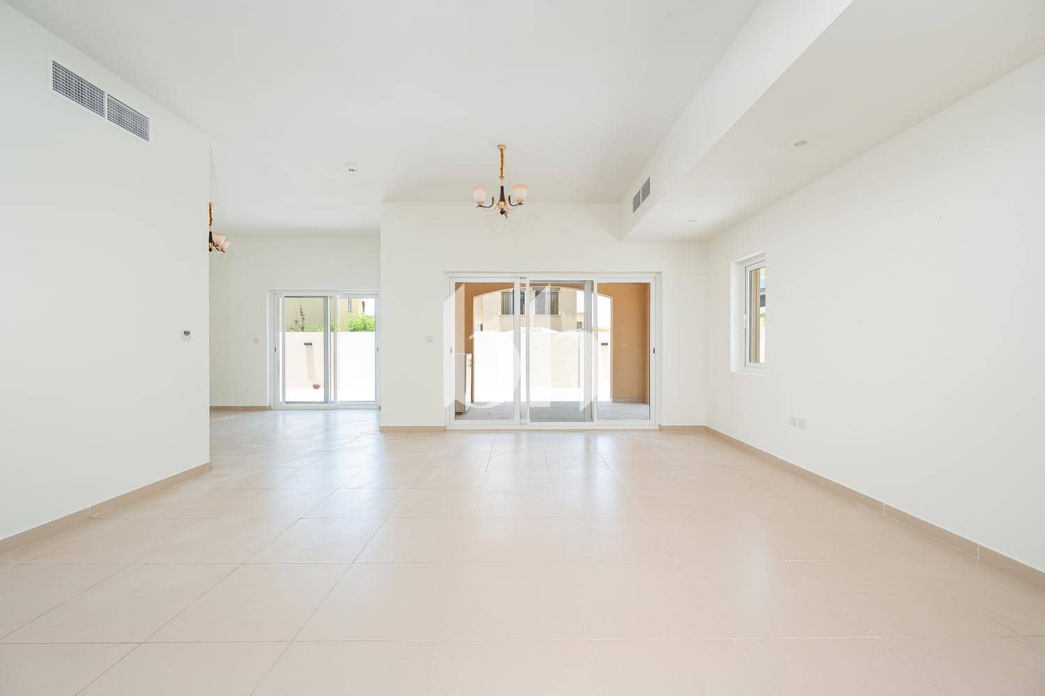 4 Bedroom Villa in La Quinta, Villanova - photo 2