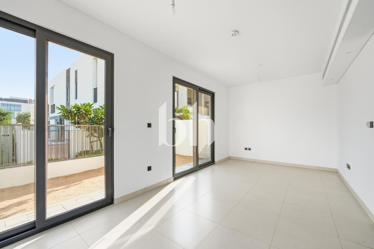 4 Bedrooms Townhouse in Aura Gardens B - photo 2