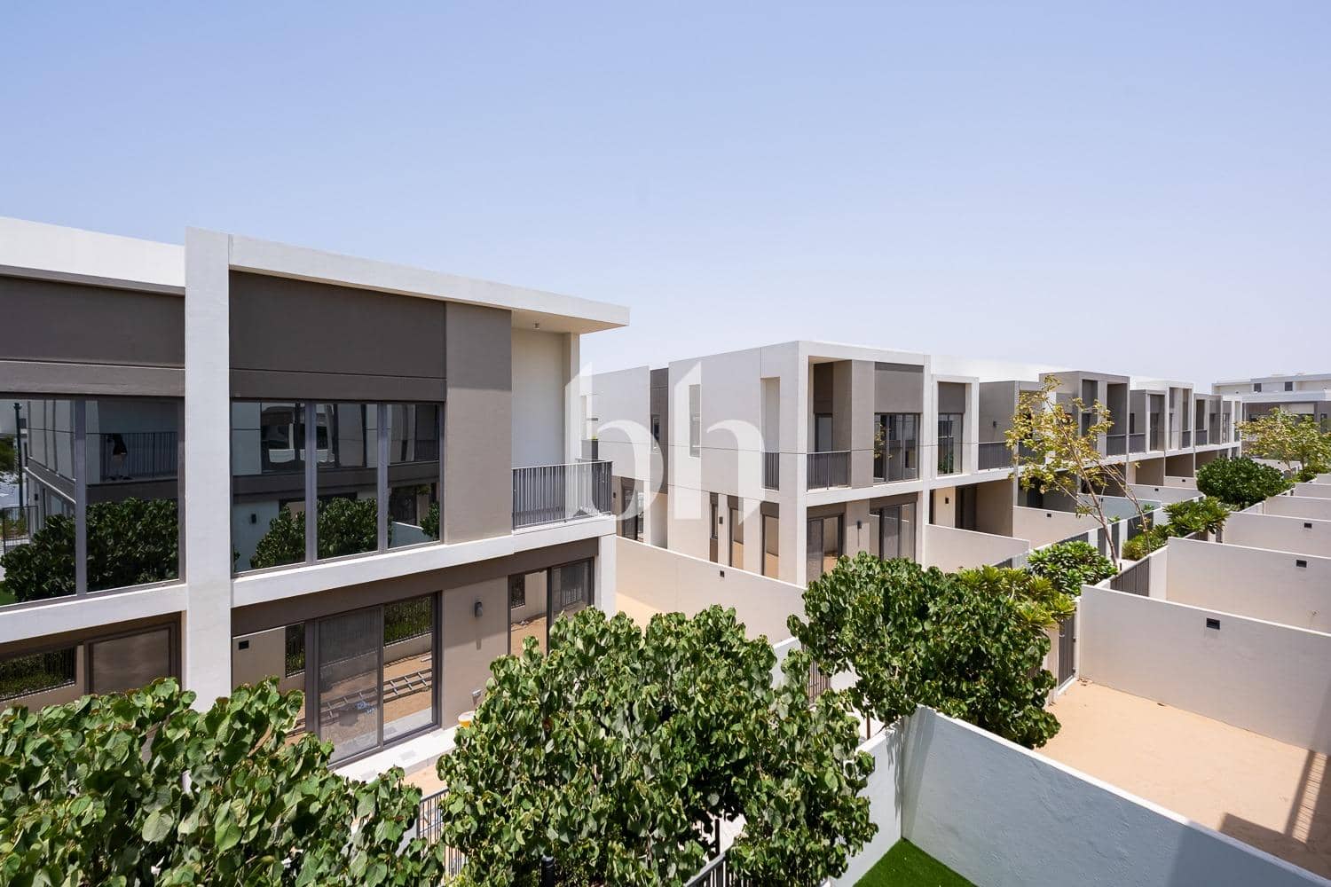 4 Bedroom Townhouse in Aura Gardens B - photo 2