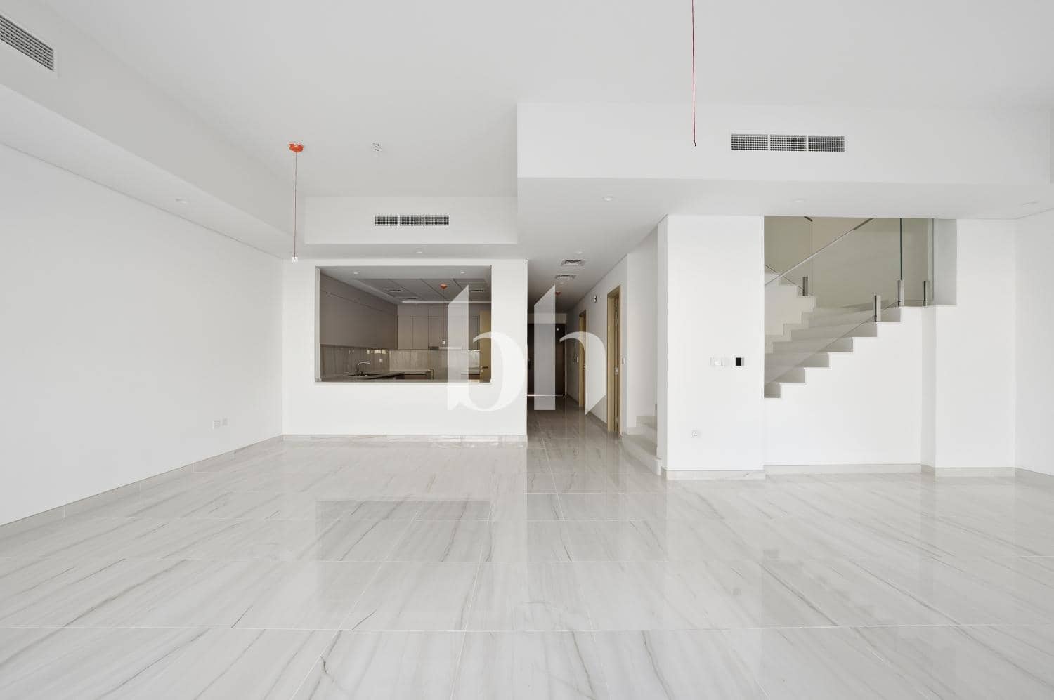 4 Bedroom Townhouse in Estella - photo 2