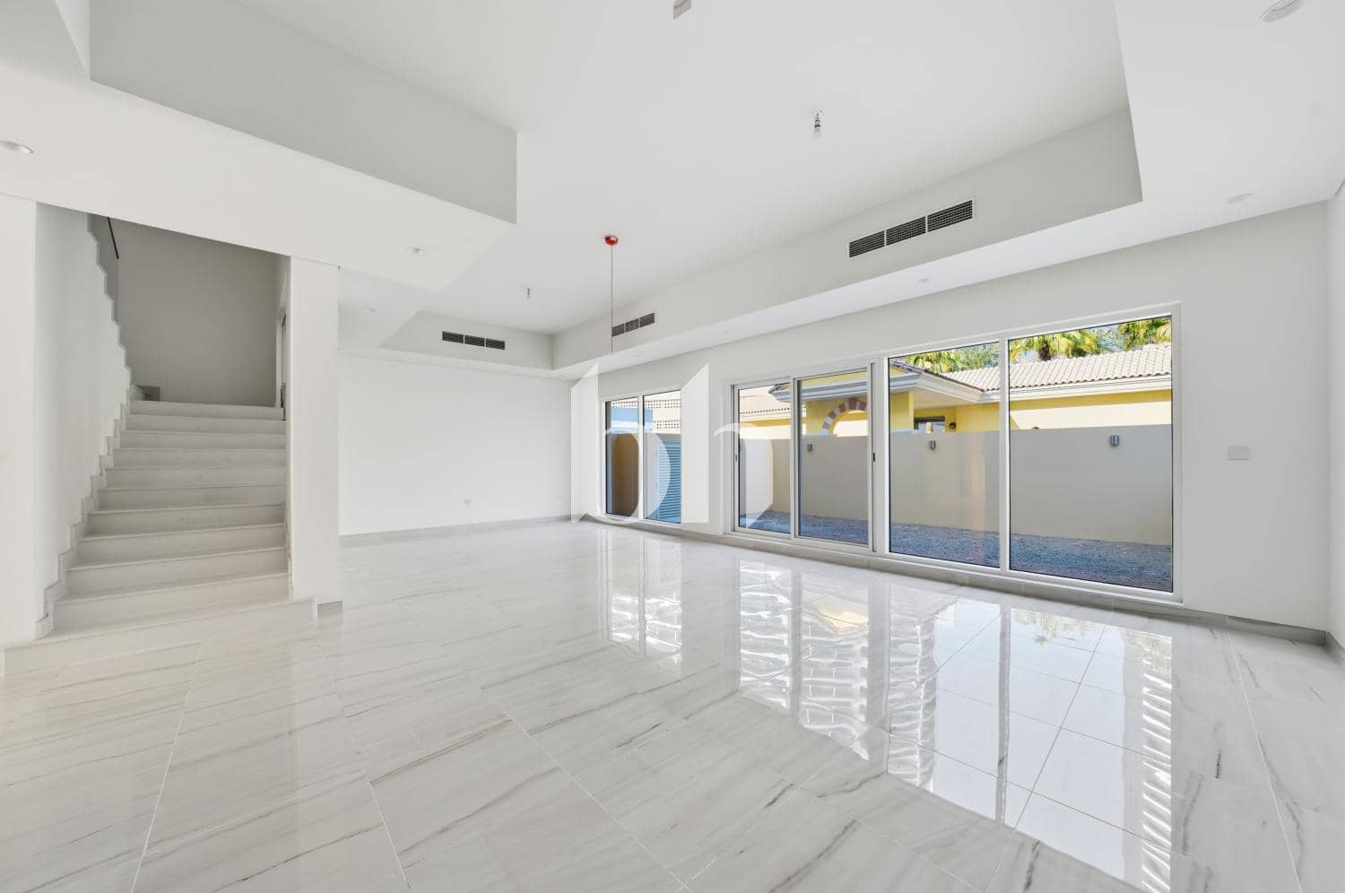 4 Bedroom Townhouse in Estella
