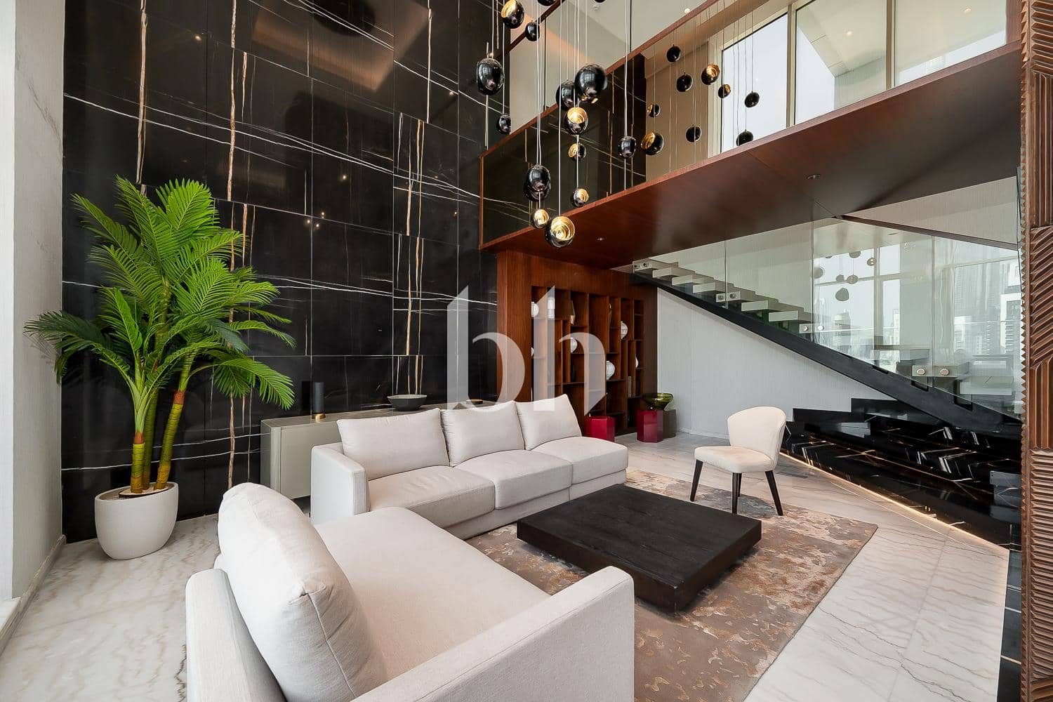 4 Bedroom Penthouse in SAAS Tower - photo 1