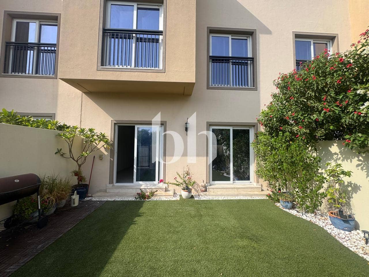 3 Bedroom Townhouse in Amaranta 1
