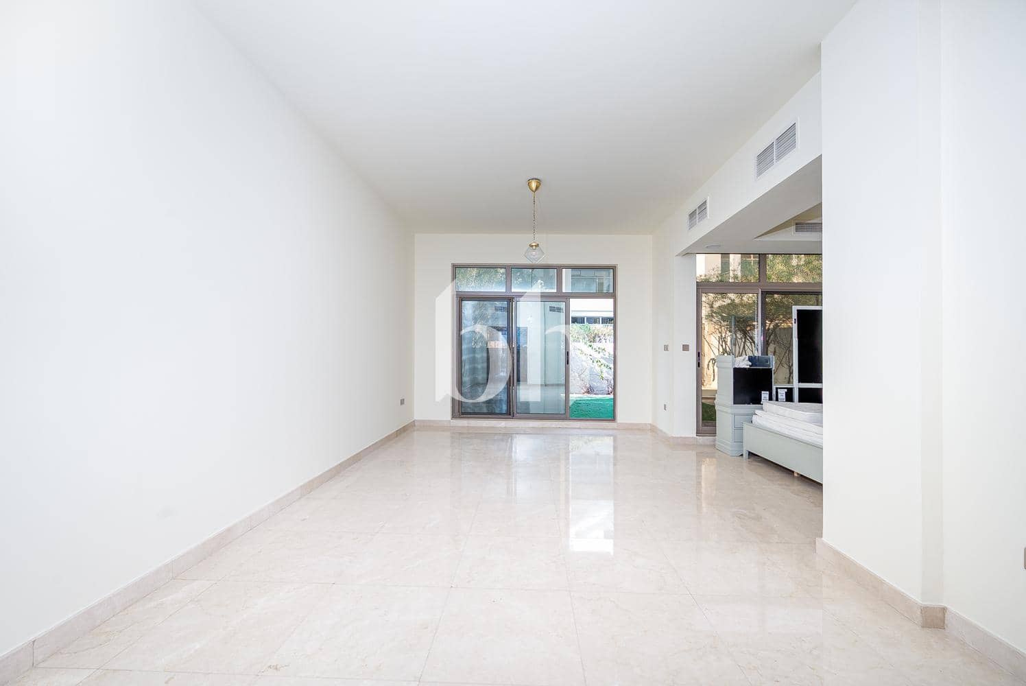 3 Bedroom Townhouse in Polo Townhouses - photo 2