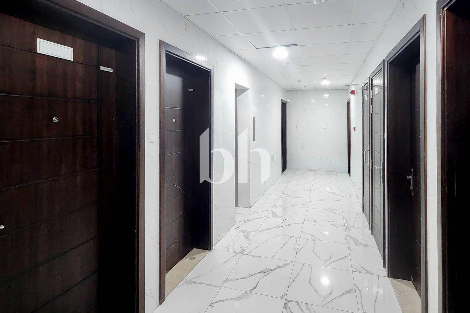 42 Bedroom Whole Building in Bu Tina - photo 2