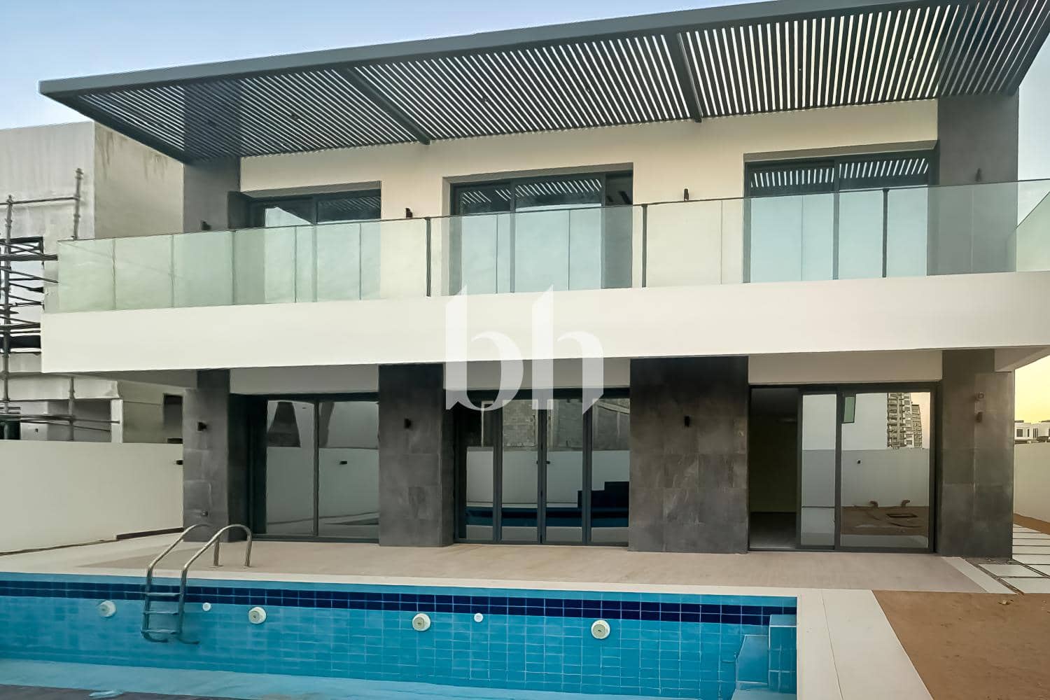 6 Bedroom Villa in Al Furjan West - photo 2