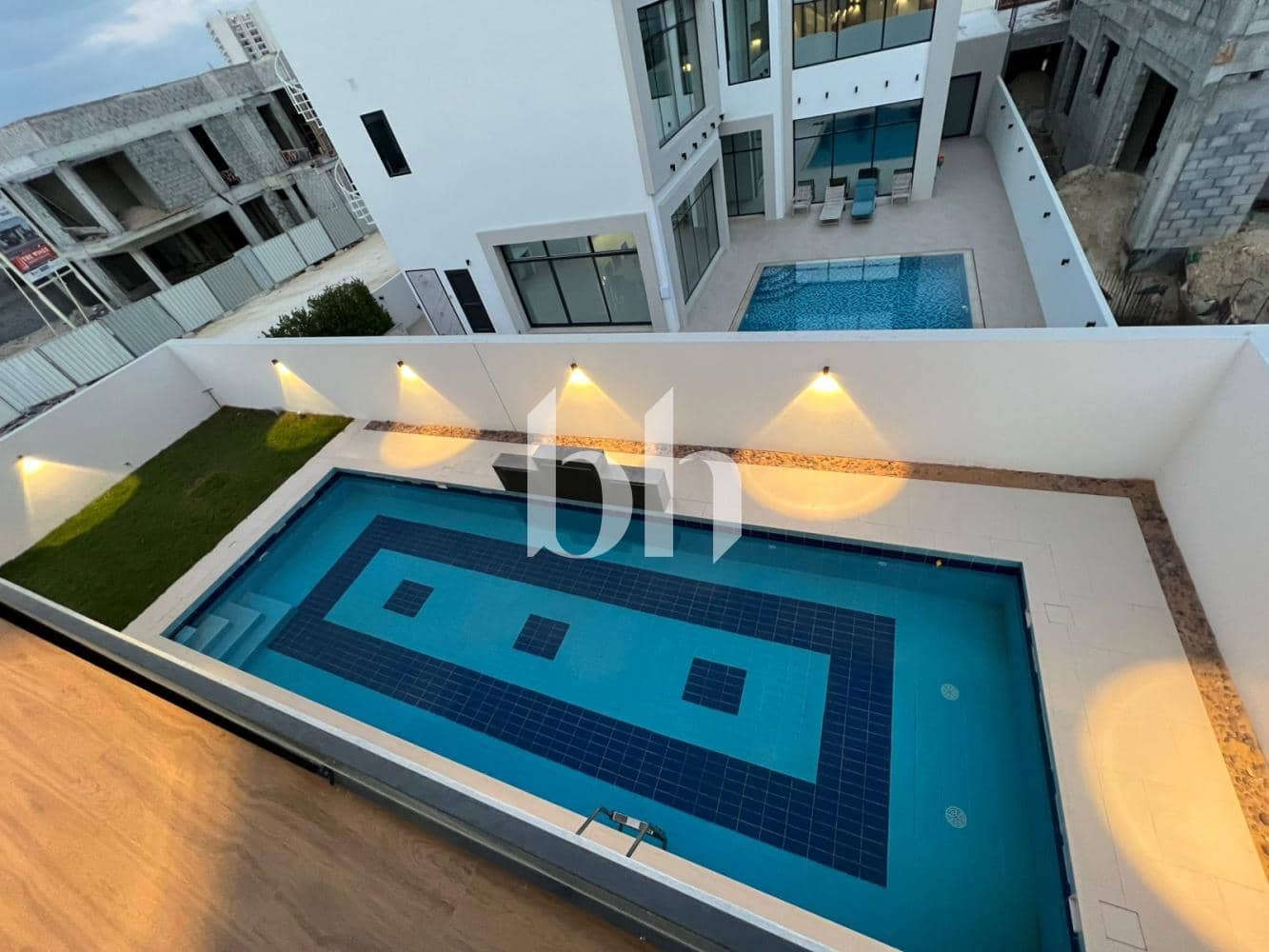 6 Bedroom Villa in Al Furjan West - photo 1