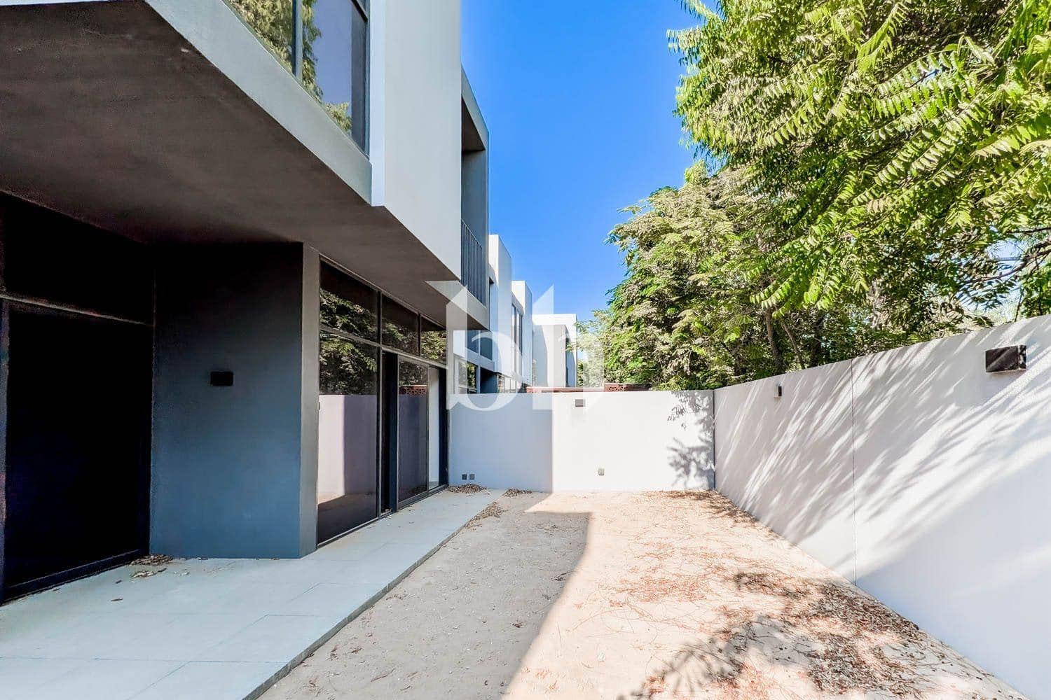 3 Bedroom Townhouse in Sendian