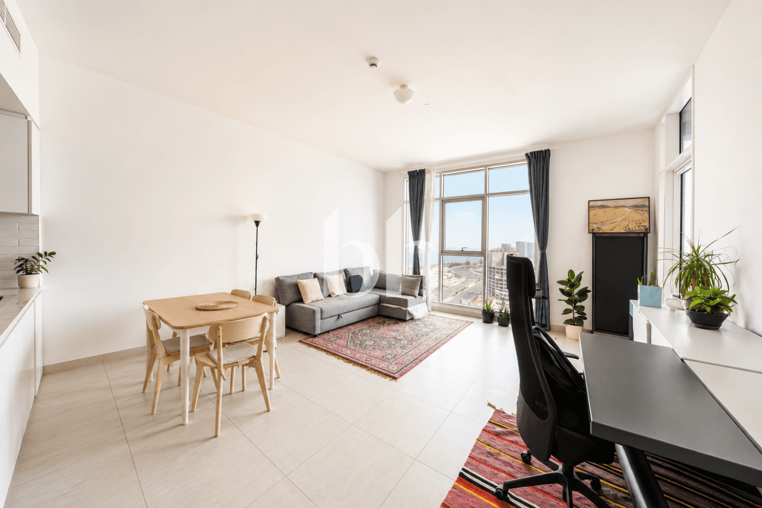 1 Bedroom Apartment in The Bridges - photo 2