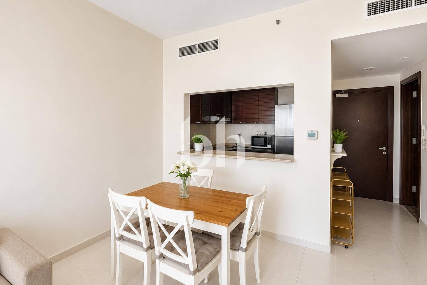 1 Bedroom Apartment in Marina Tower - photo 1
