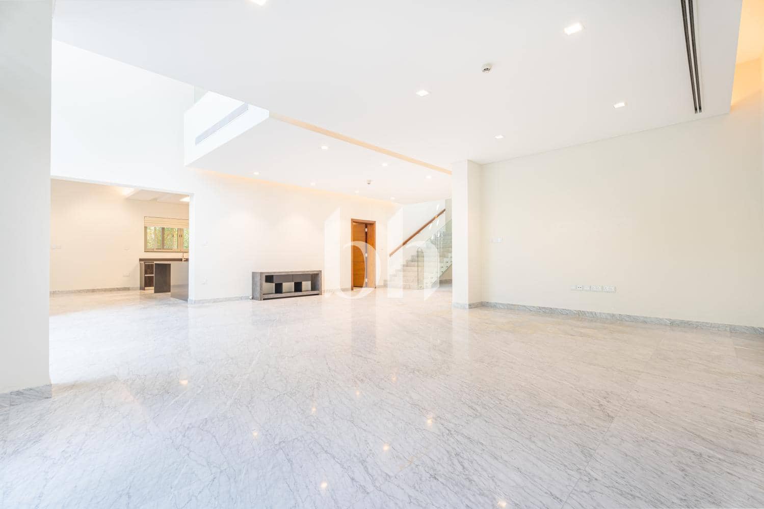 4 Bedroom Villa in District One Villas - photo 2