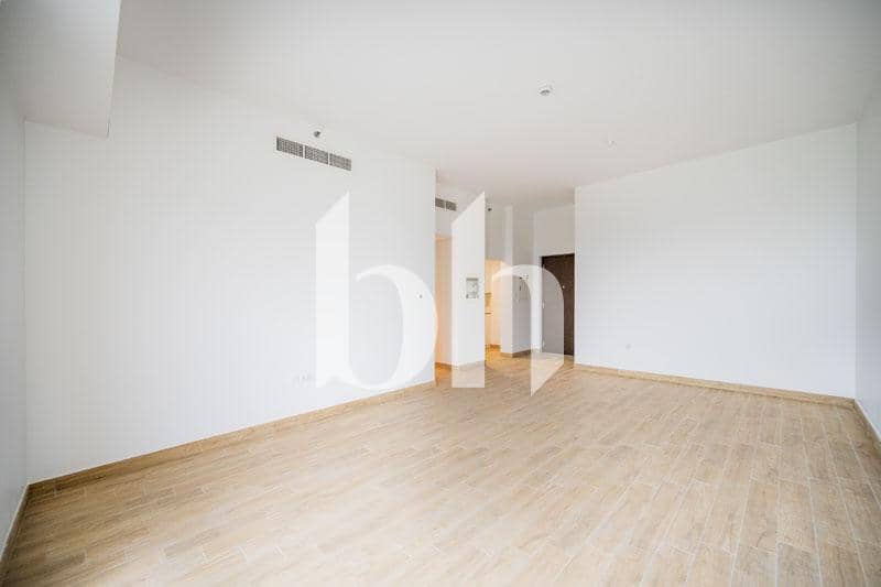 3 Bedroom Apartment in Expo Village Residences 3E - photo 1