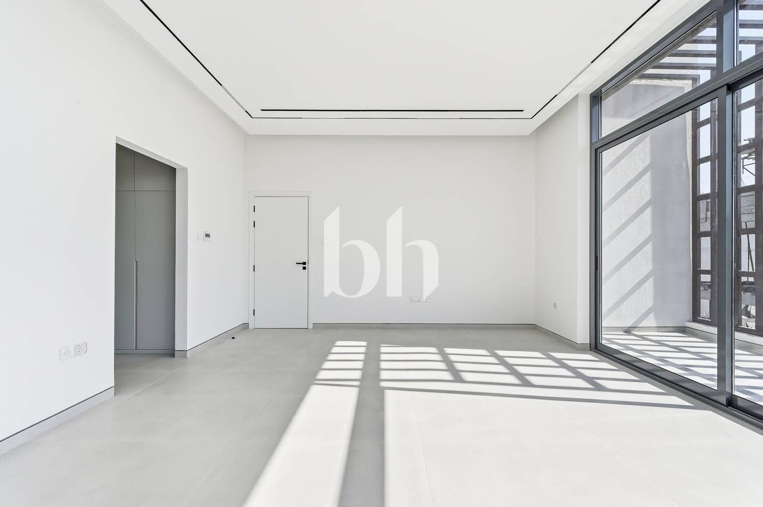 5 Bedroom Villa in Al Barsha 3 Villas - photo 1