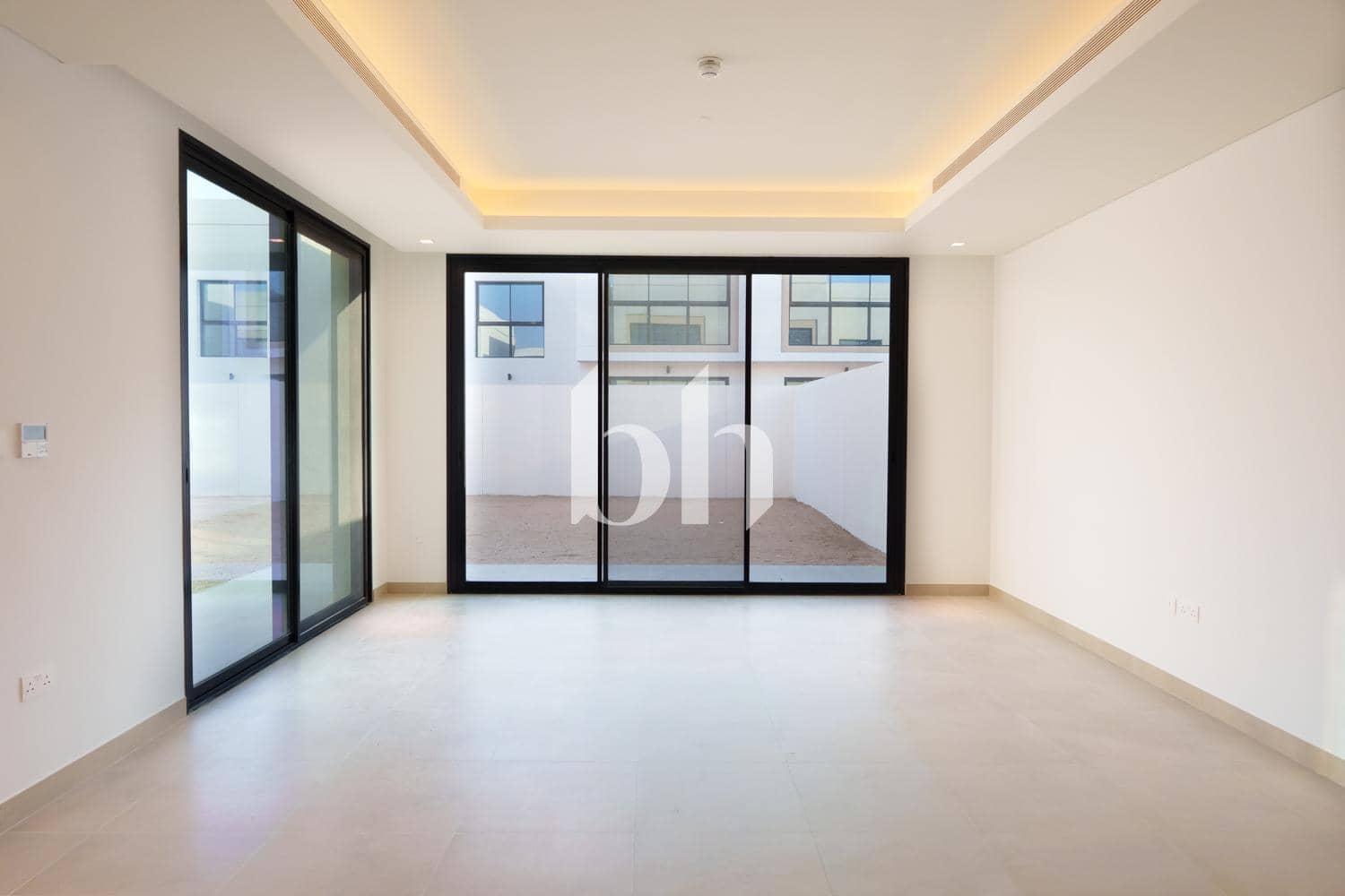 3 Bedroom Townhouse in The Dahlias - photo 2