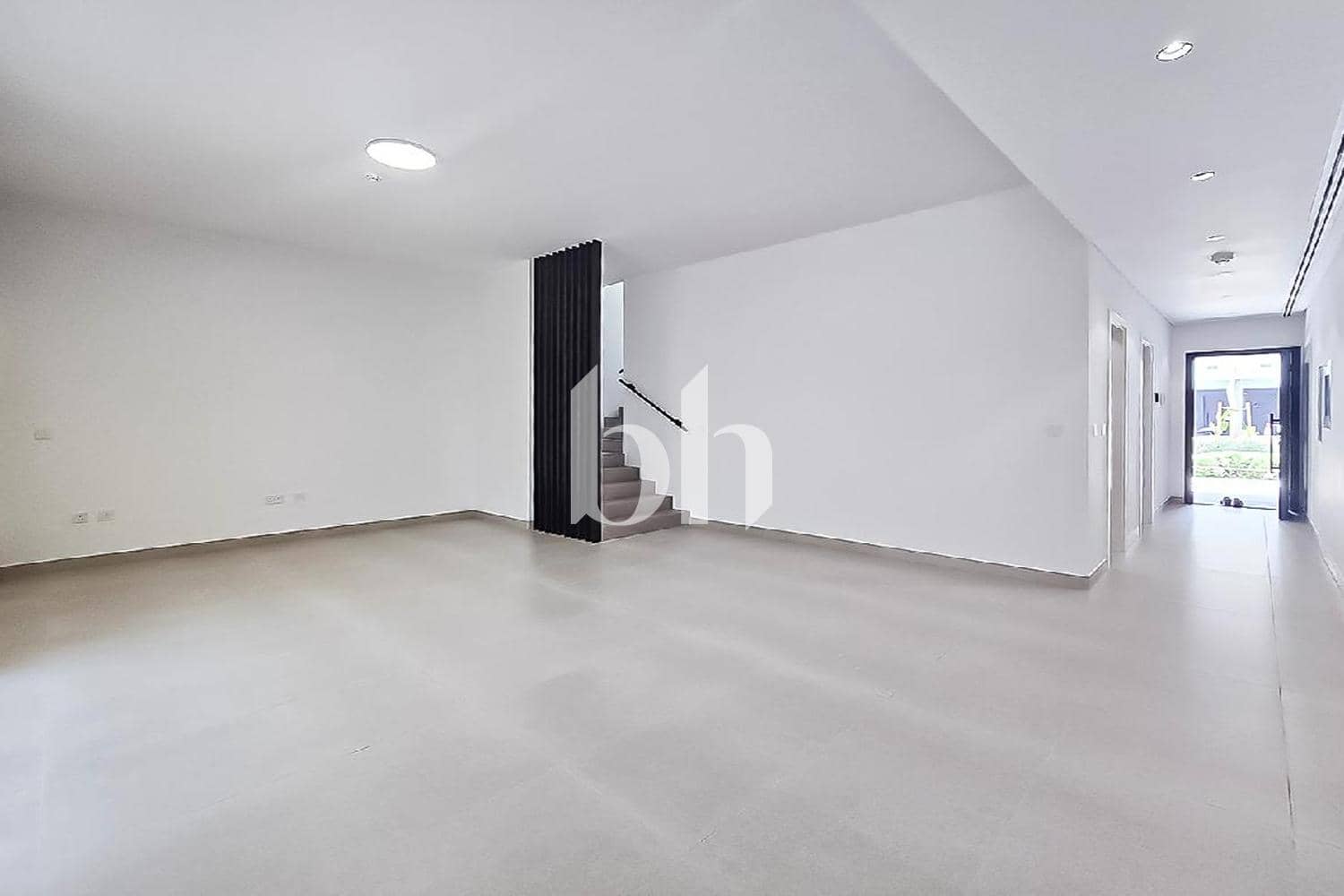 4 Bedroom Townhouse in Sequoia - photo 2