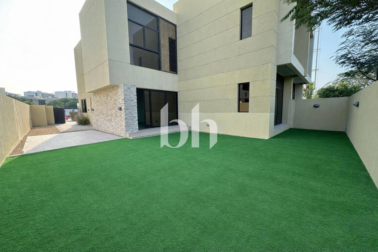 4 Bedroom Villa in The Turf