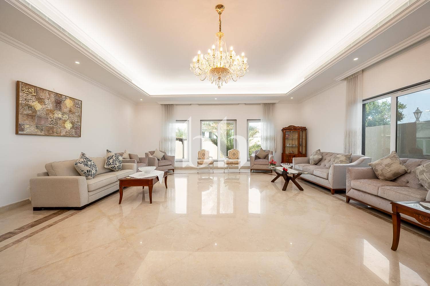 7 Bedroom Villa in Al Khawaneej 1 - photo 2