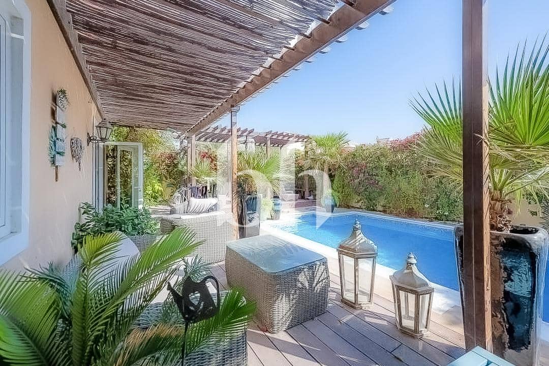 5 Bedroom Villa in Centro Courtyard 6