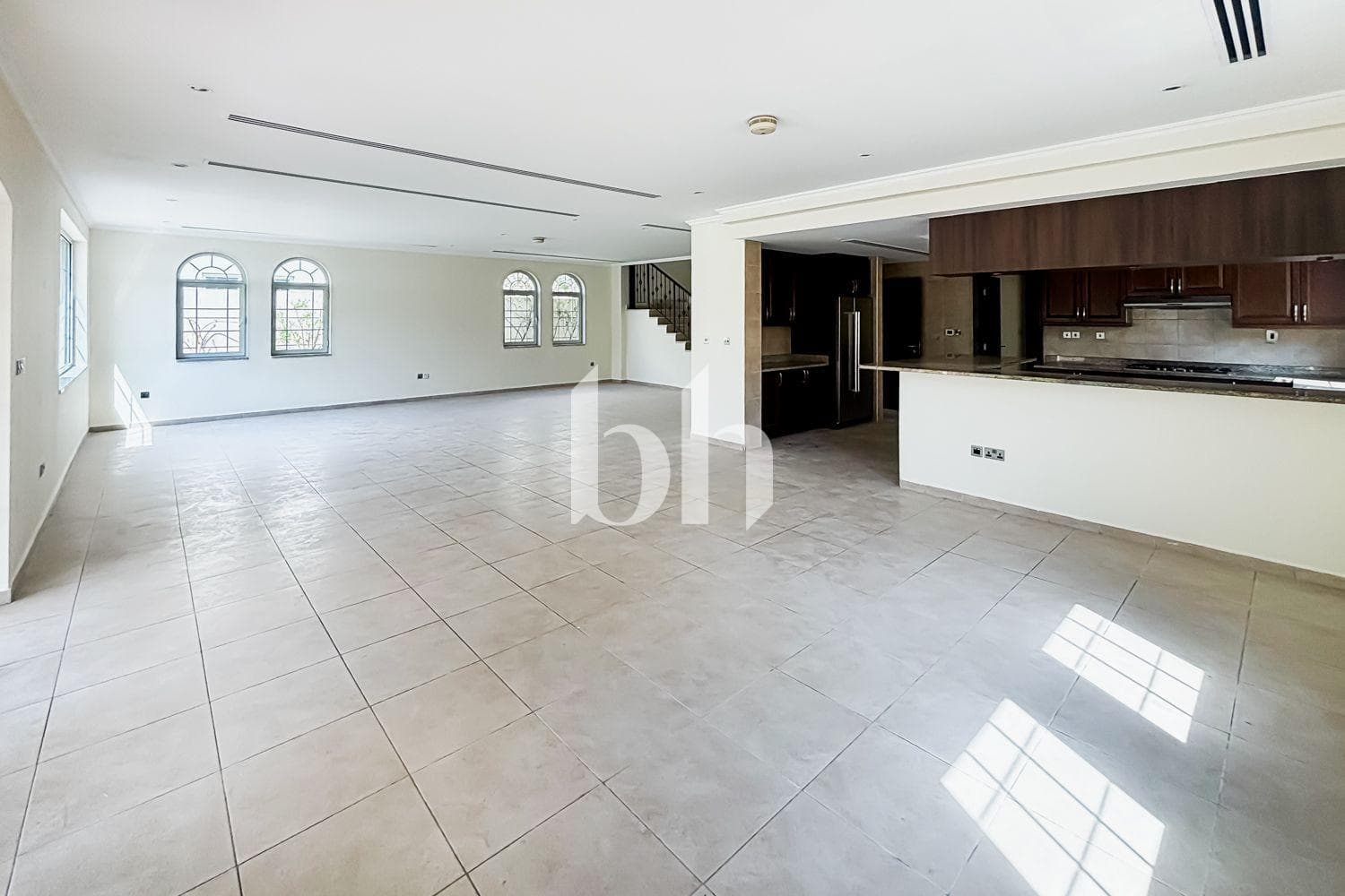 4 Bedroom Villa in Legacy Large - photo 1