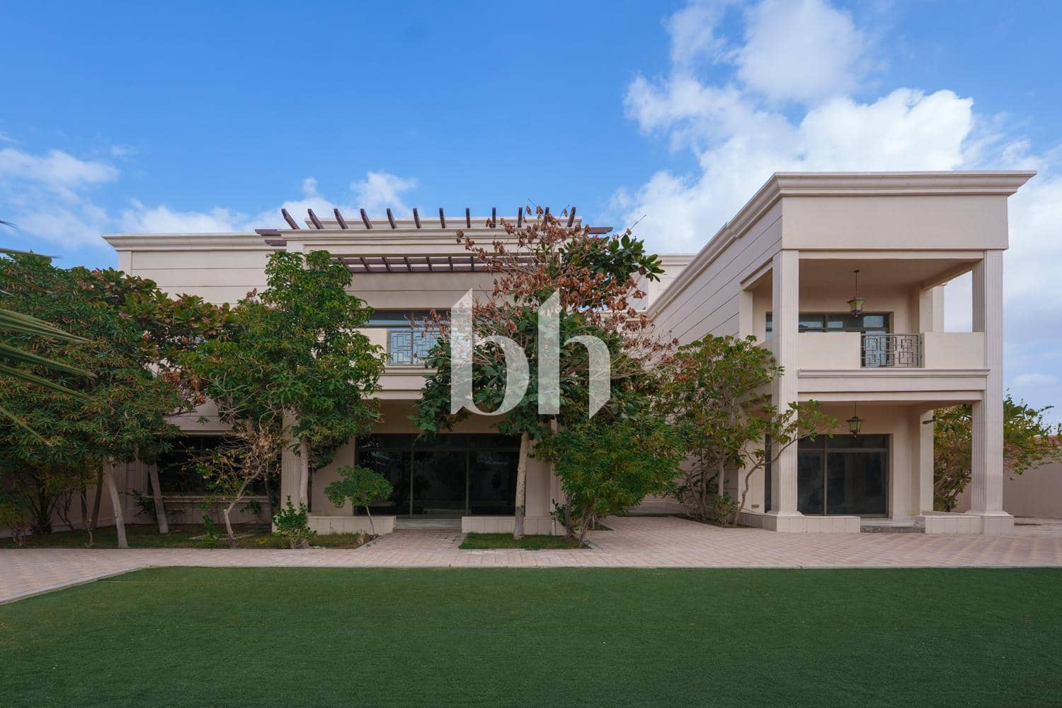 6 Bedroom Villa in Shakhbout City
