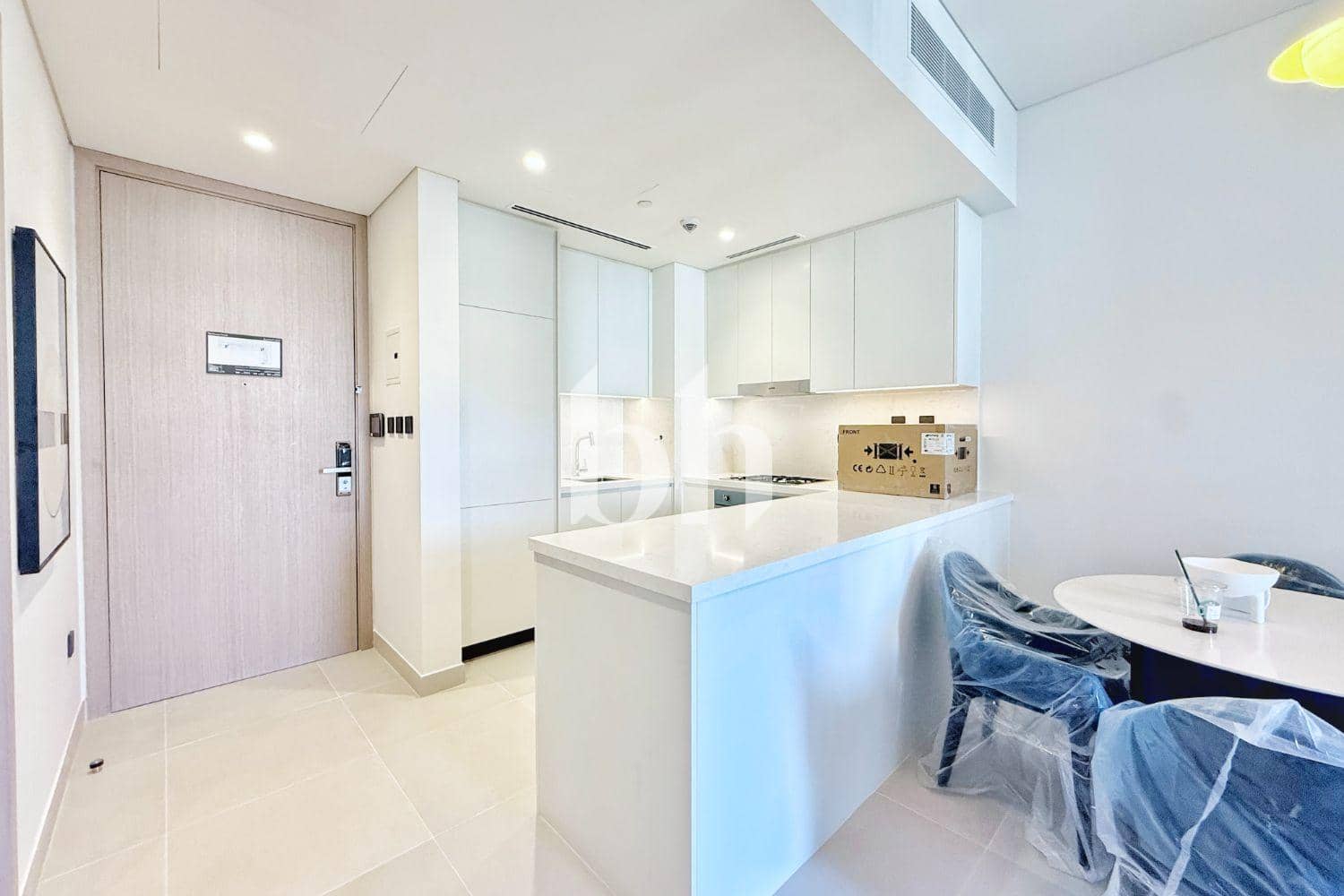 1 Bedroom Apartment in Vida Residences - photo 2