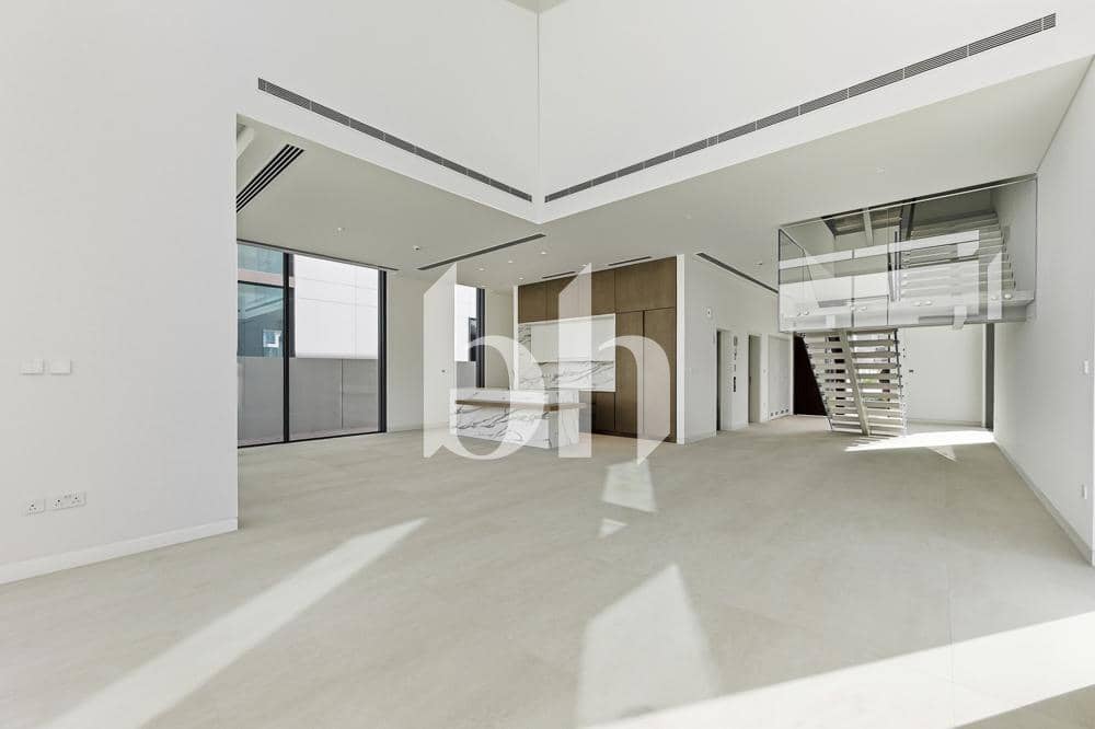 4 Bedroom Villa in Nad Al Sheba Gardens Phase 2 - photo 2