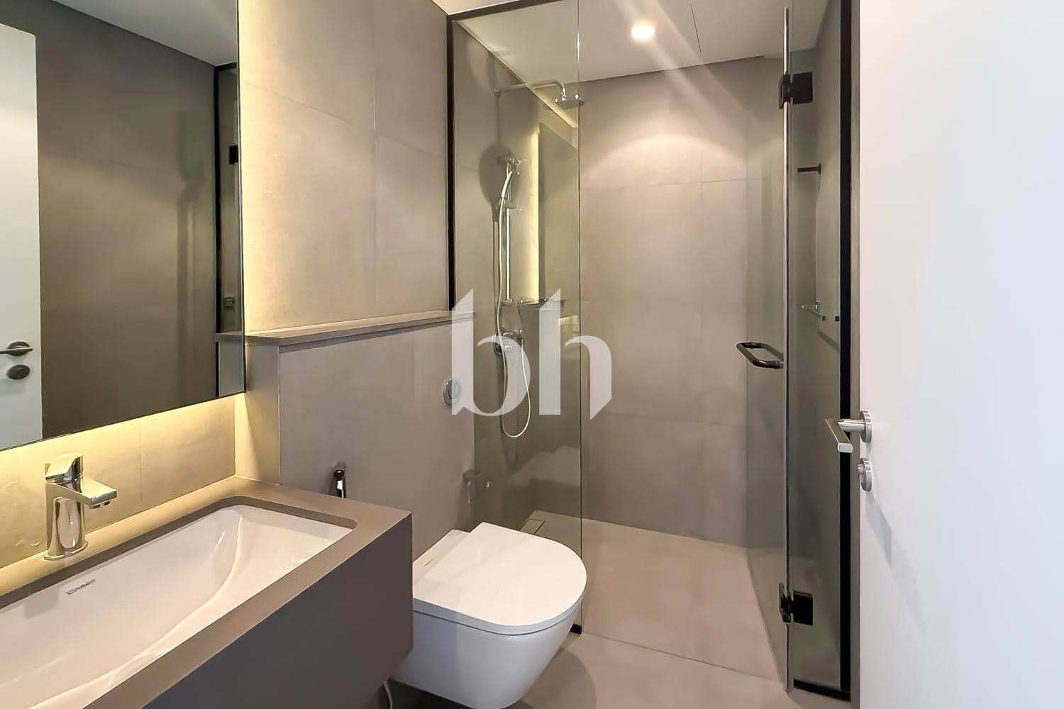 2 Bedroom Apartment in Sokoon - photo 2