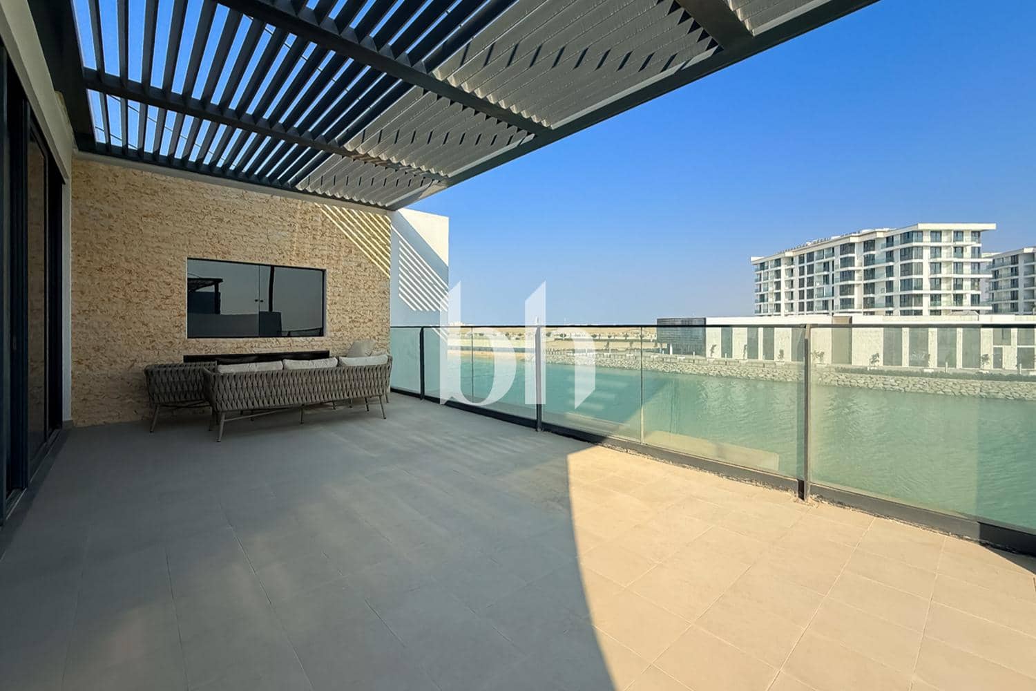 5 Bedroom Villa in Sun Island - photo 2