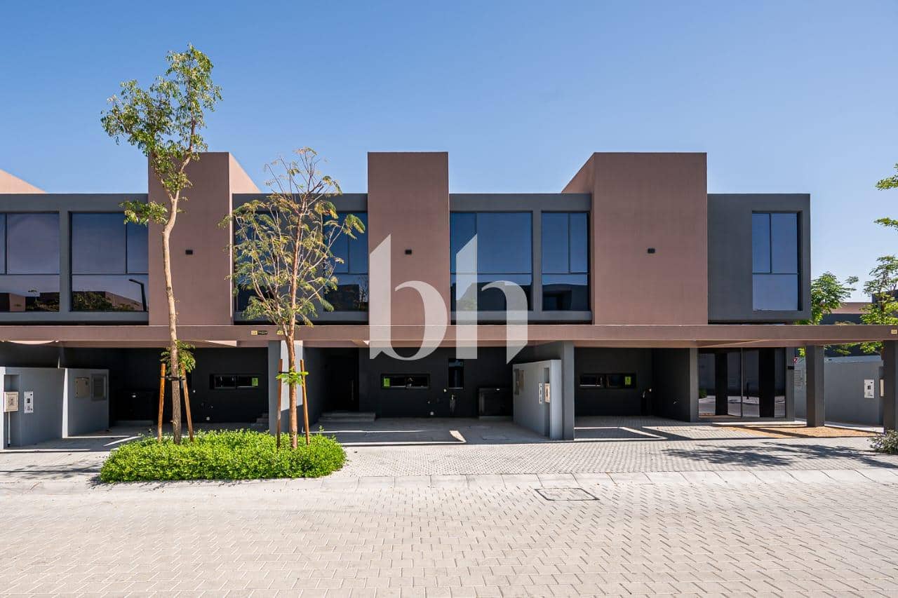 4 Bedroom Townhouse in Azalea