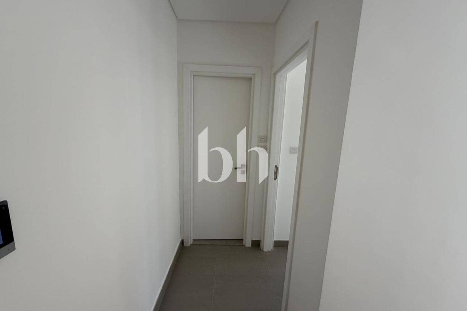 1 Bedroom Apartment in Al Mamsha - photo 1