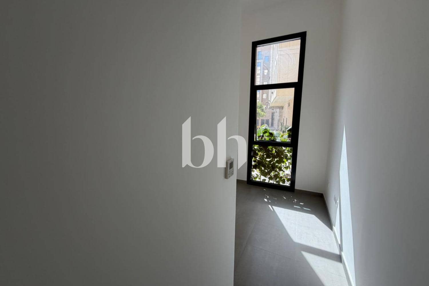 1 Bedroom Apartment in Al Mamsha - photo 2
