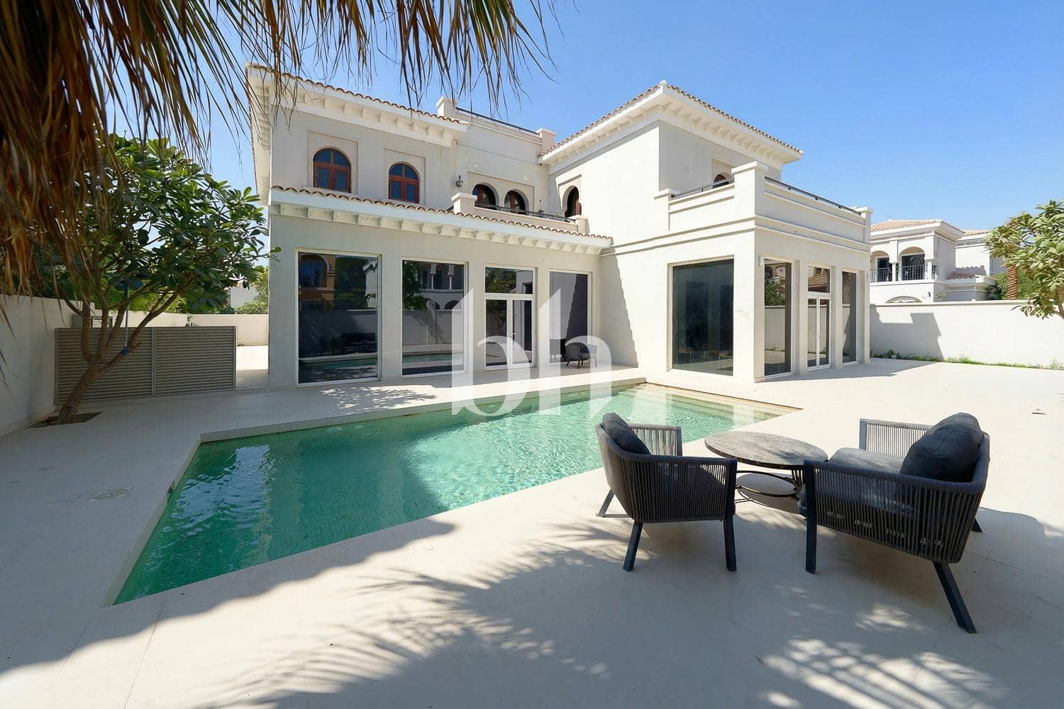 5 Bedroom Villa in Courtyard CP6