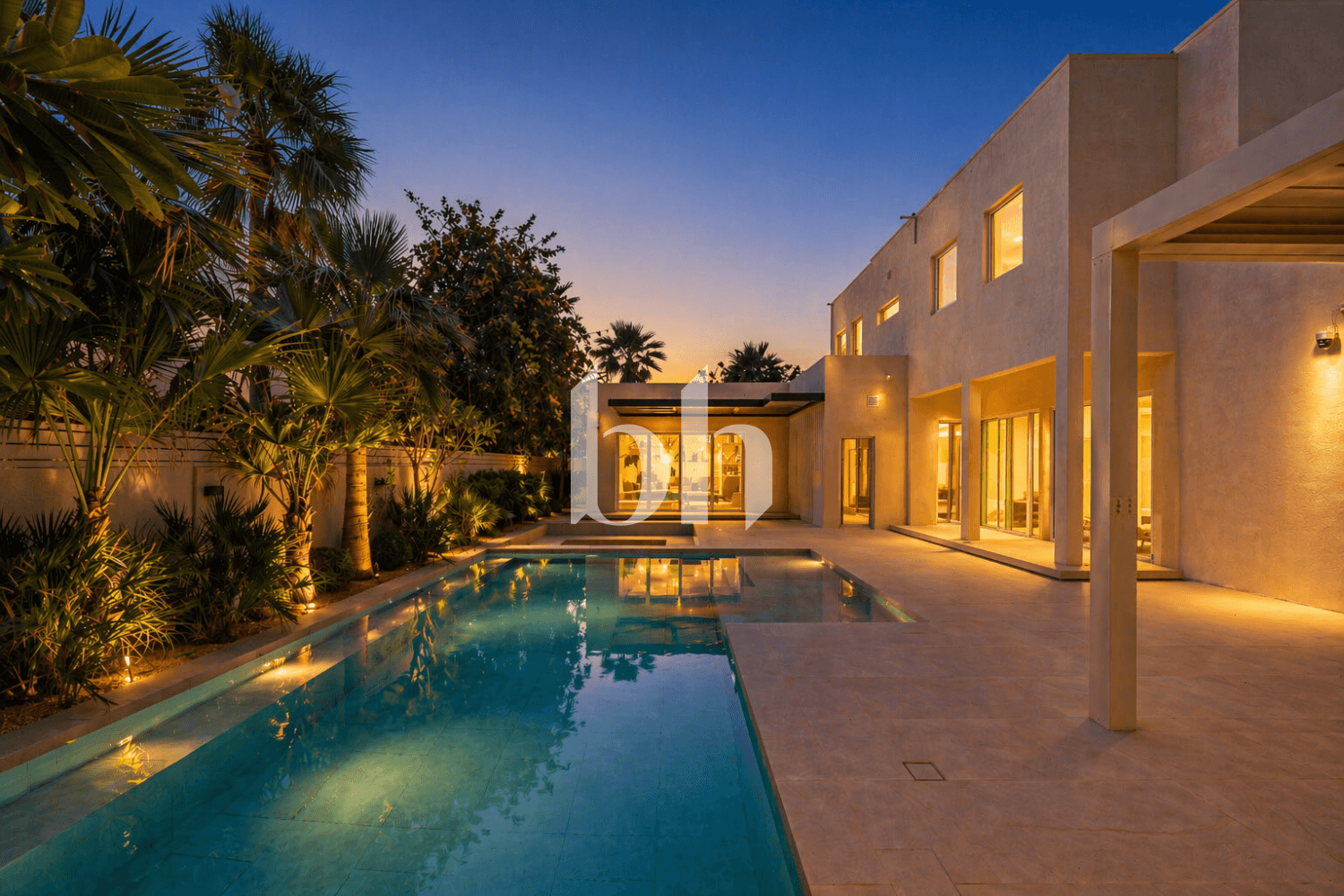 4 Bedrooms Villa in Savannah 1