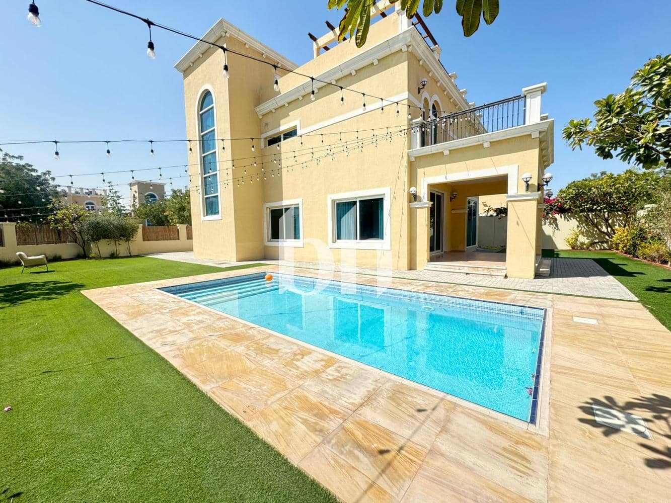 4 Bedroom Villa in District 9 Legacy Nova
